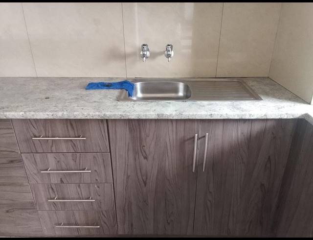 2 BEDROOM APARTMENT FOR SALE IN SUNNYSIDE